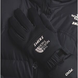 Skims x north face gloves
